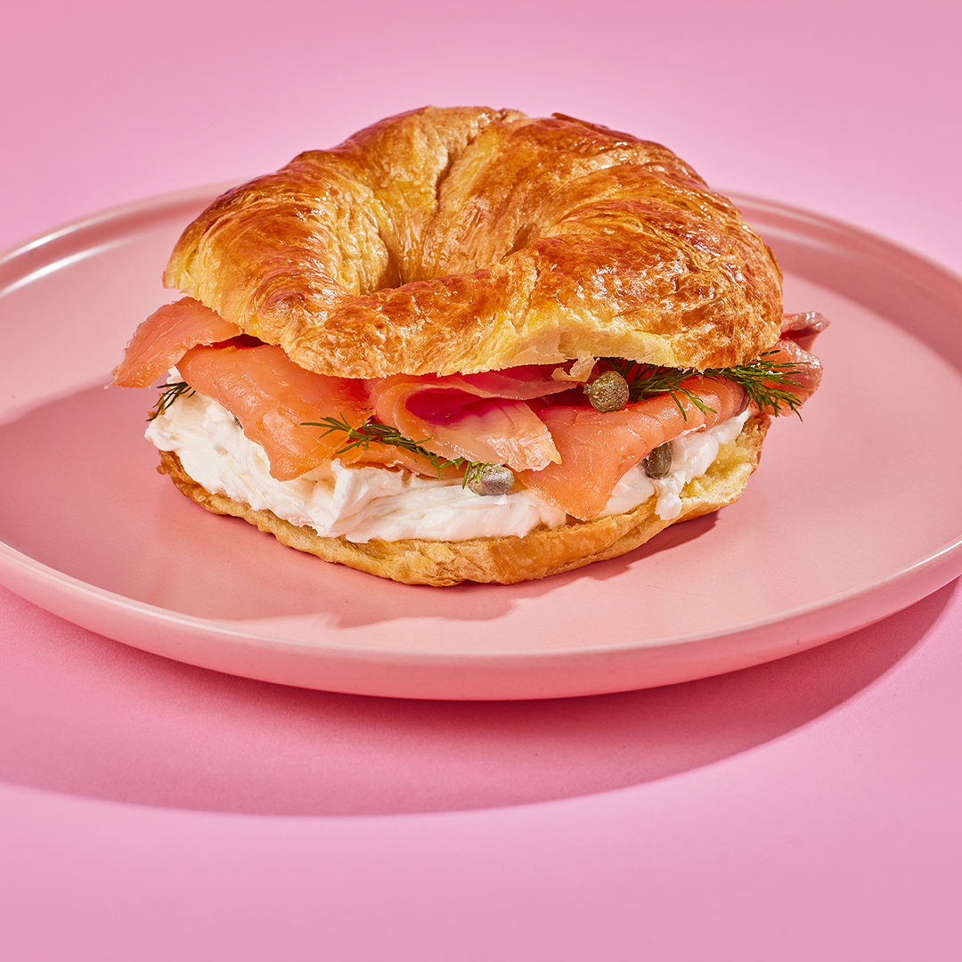 SMOKED SALMON CROISSANT